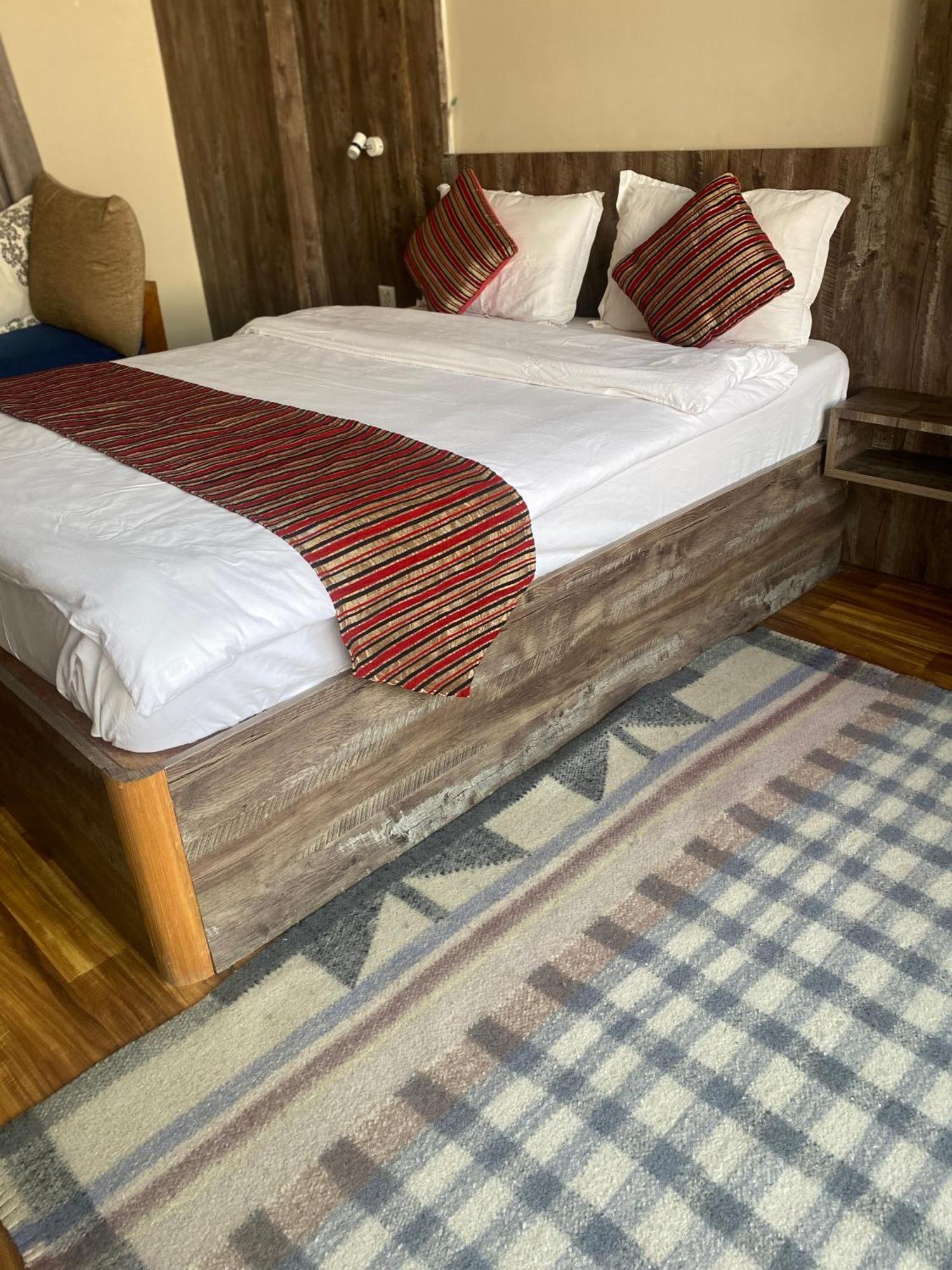 Mums Homestay & Studio Apartments Kathmandu Exterior photo